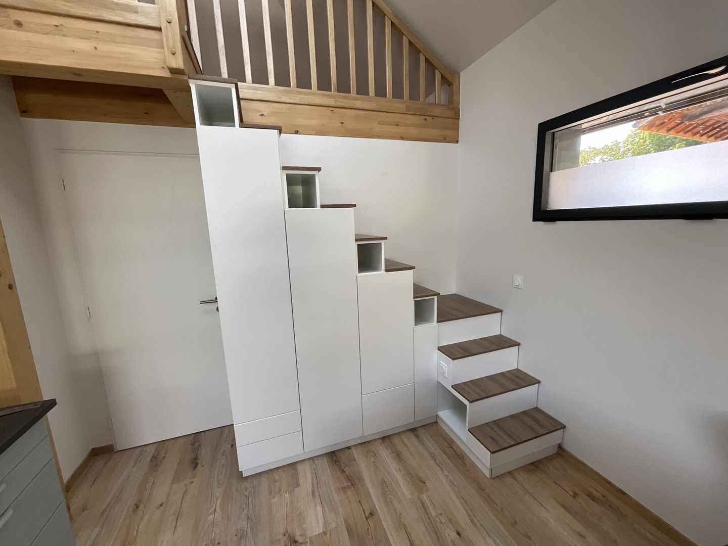 Meuble escalier sur mesure : Quart-tournant, demi-tour ou plus complexe