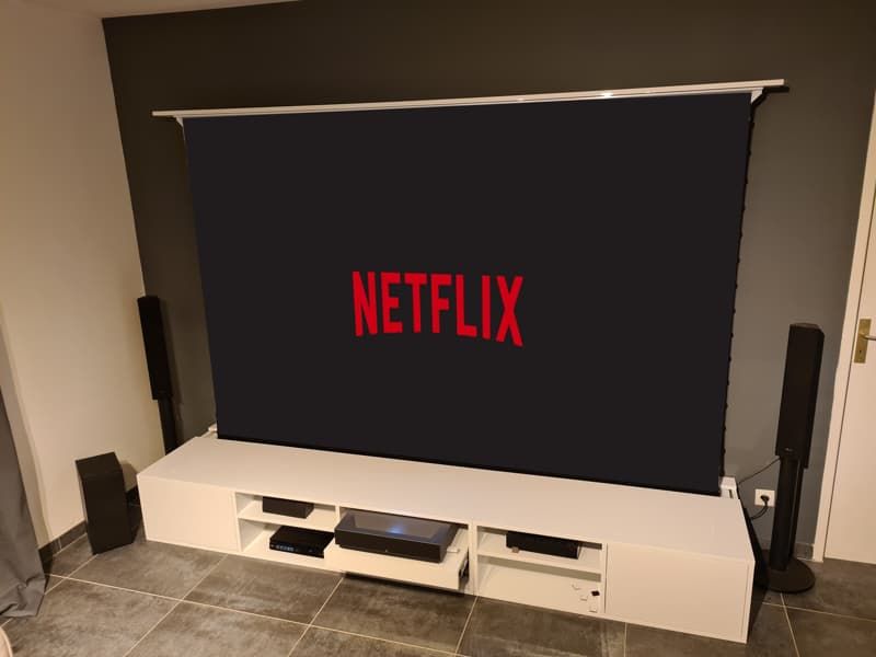 4 razones para diseñar un mueble a medida para su proyector