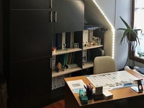 maßgefertigtes Büro
