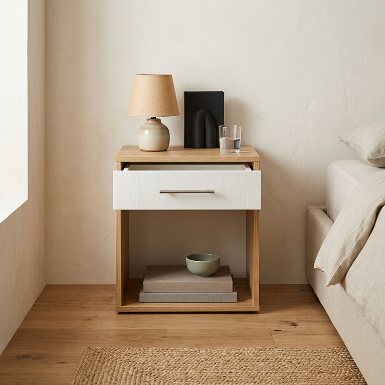 Table de nuit avec tiroir en bois