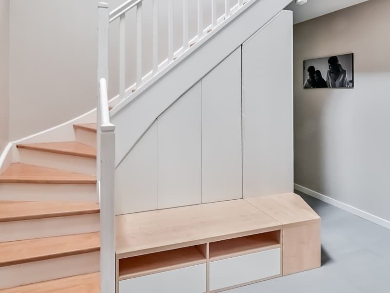 meuble sous escalier quart tournant