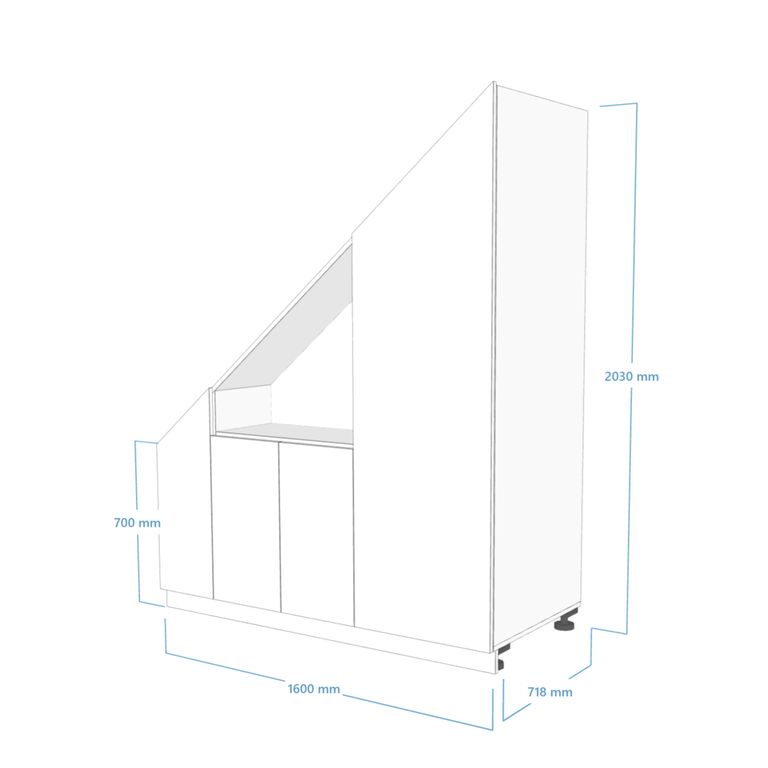  Meuble sous escalier avec une niche en bois