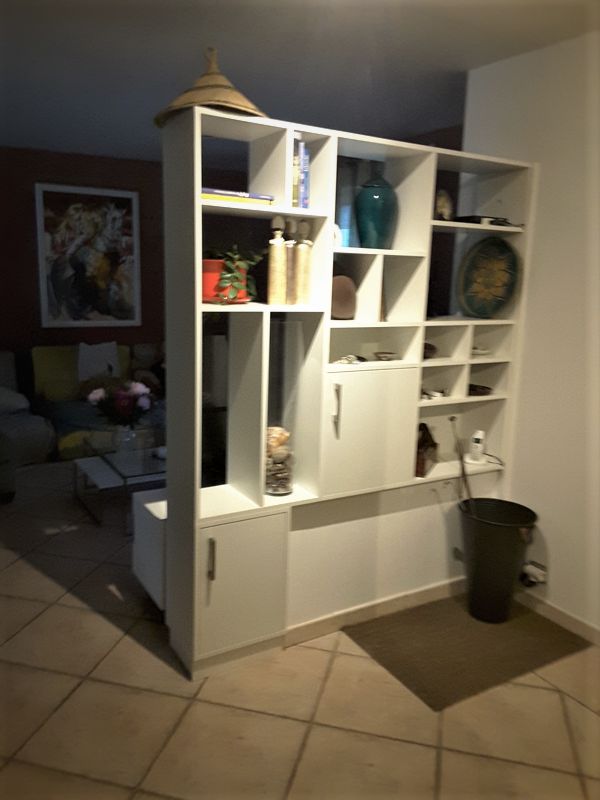 Meuble séparateur de pièces - Vue 1