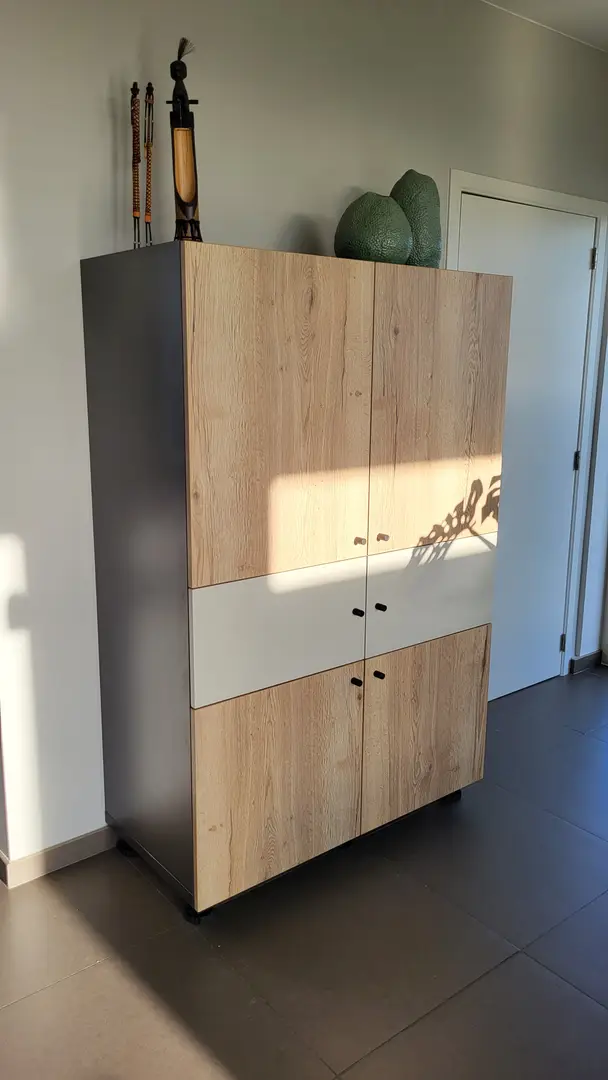 Custom-Made, Multifunctional Variable-Height TV Unit - Vue 2