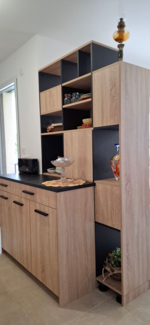 Maßgefertigtes Bücherregal und Raumteiler - Vue 1