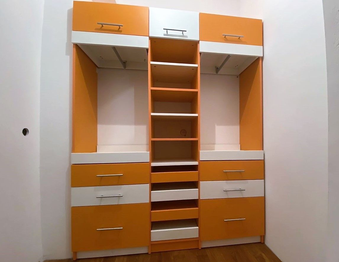 Dressing encastré et coloré 