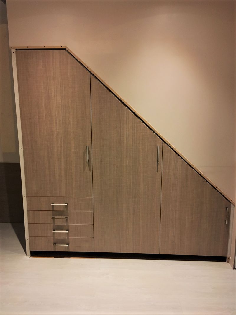 Placard sous pente sur mesure