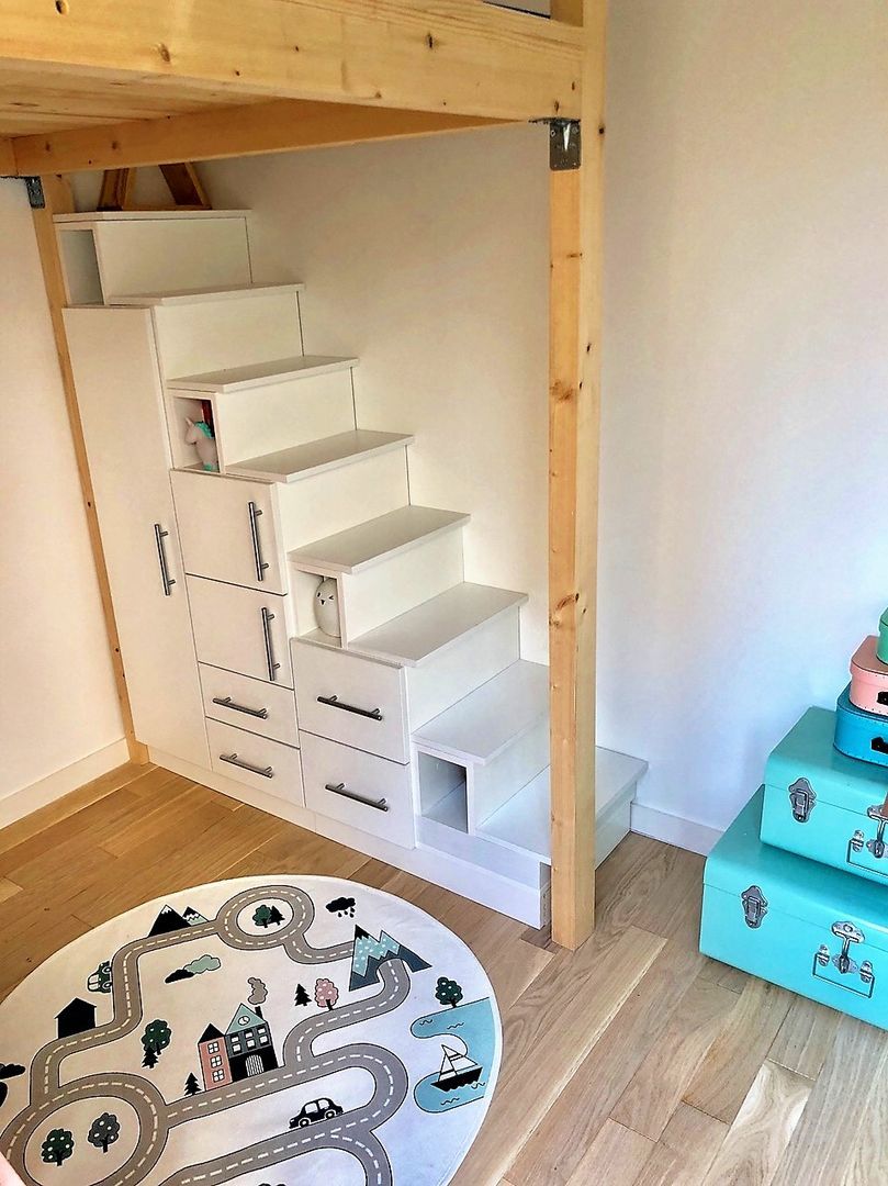 Meuble escalier blanc - Vue 1