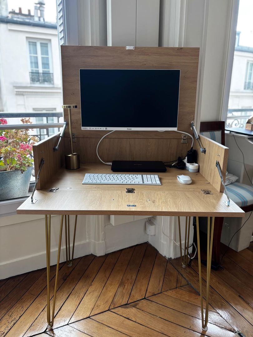 Bureau avec abattant secrétaire et dessus relevable