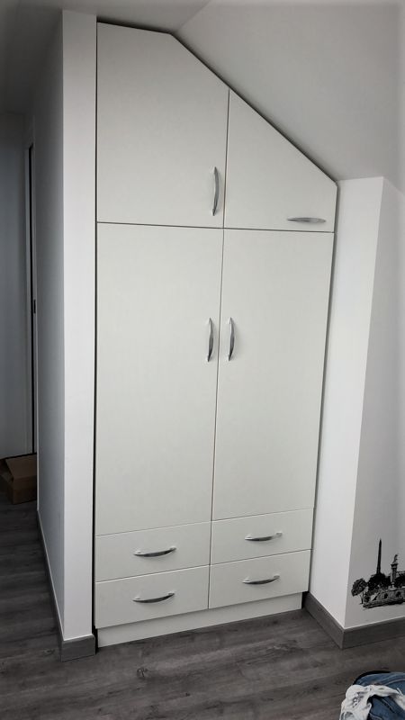 Dressing sous pente blanc