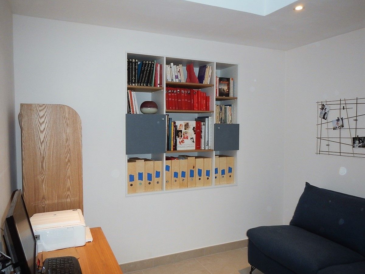 Etagère encastrée avec portes - Vue 1