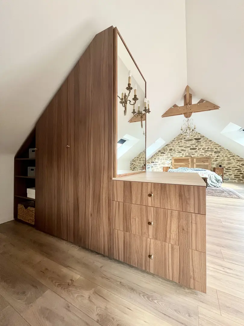 Dressing sous pente sur mesure double face pour chambre mansardée - Vue 2