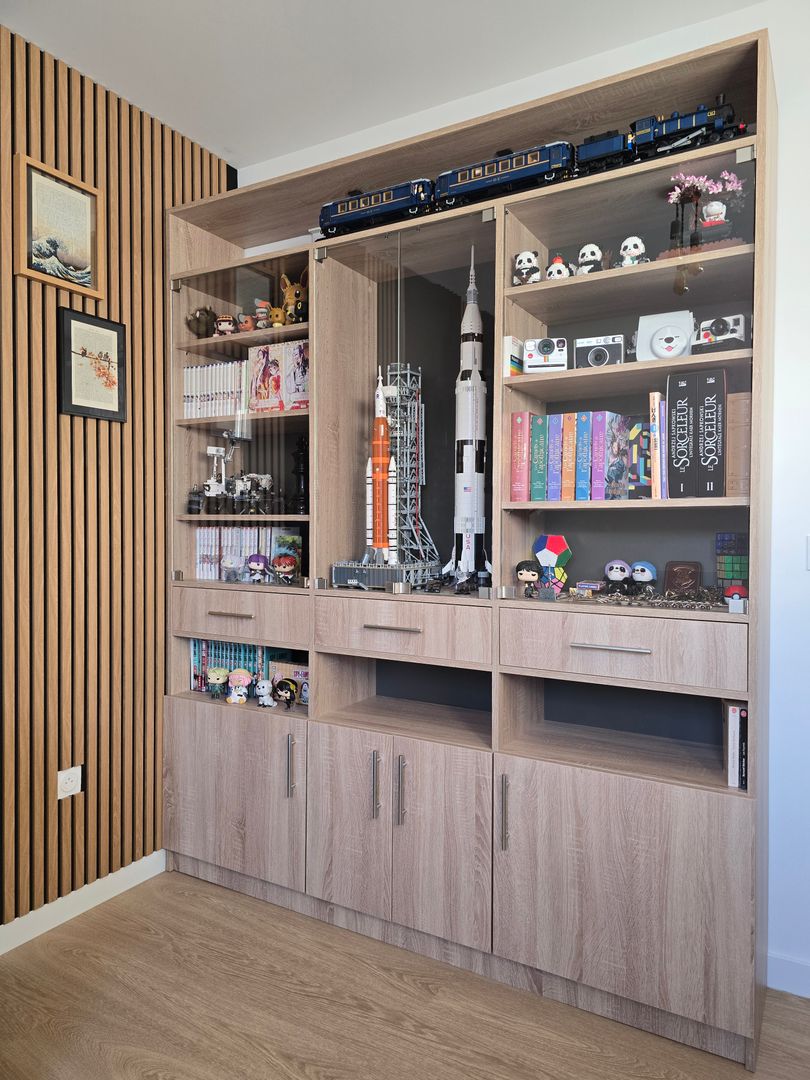 Meuble sur mesure avec portes en verre