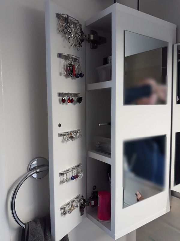 Meuble de salle de bain suspendu sur-mesure