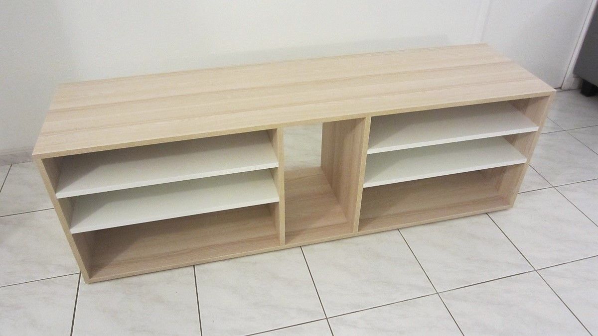 Table TV avec étagères sur mesure - Vue 3