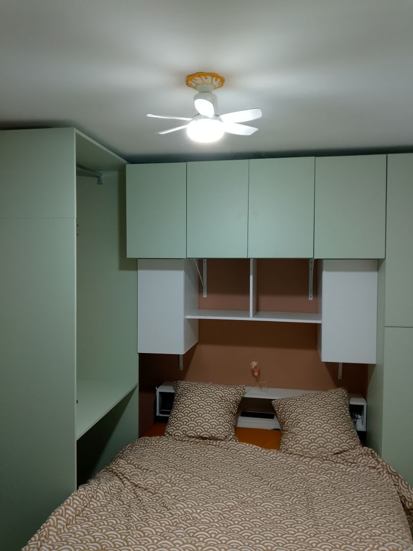 Pont de lit sur mesure avec penderie