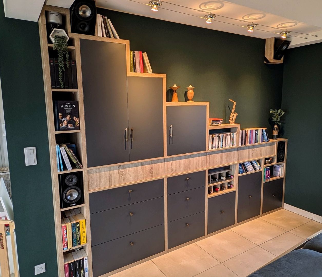Meuble long bibliothèque  - Vue 1