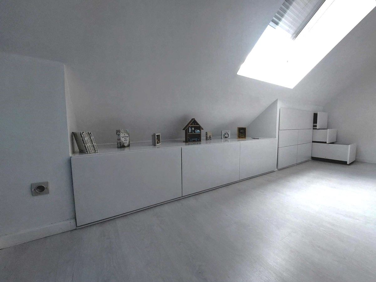 Aménagement sous pente sur mesure