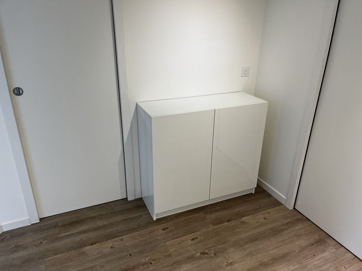 Comme blanche nacrée sur mesure - Vue 1
