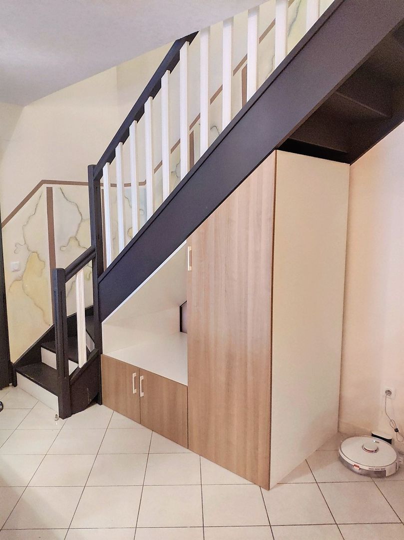 Placard sous escalier quart tournant - Vue 1