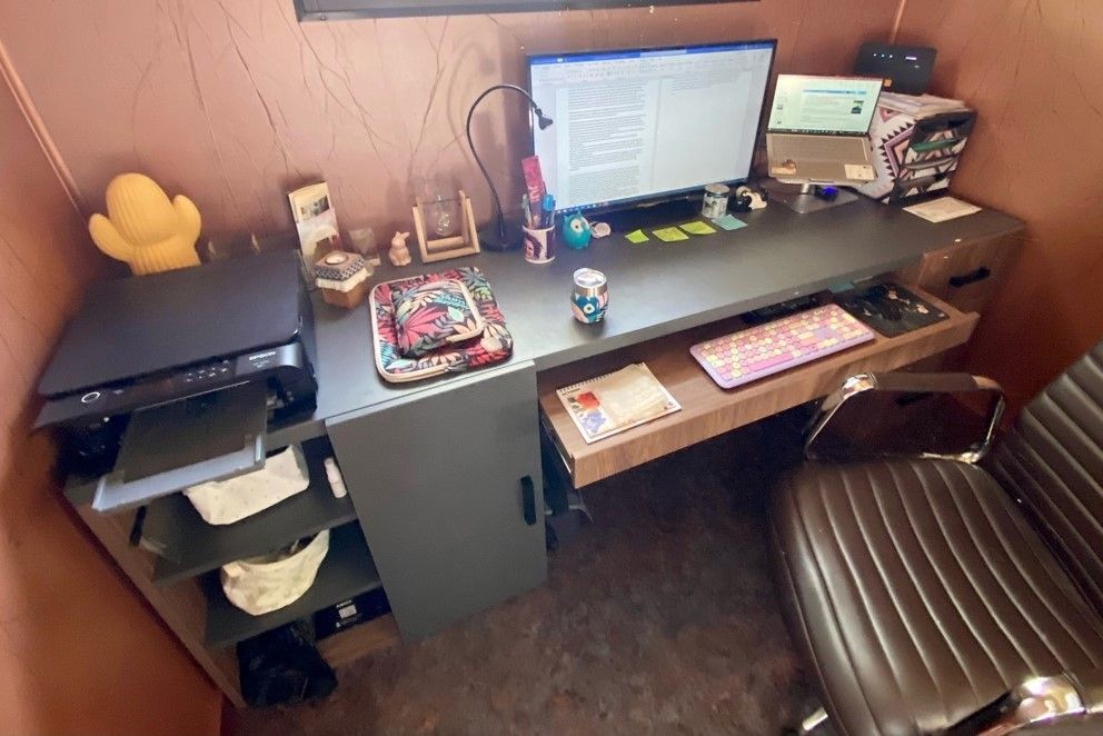 Bureau sur mesure avec rangement