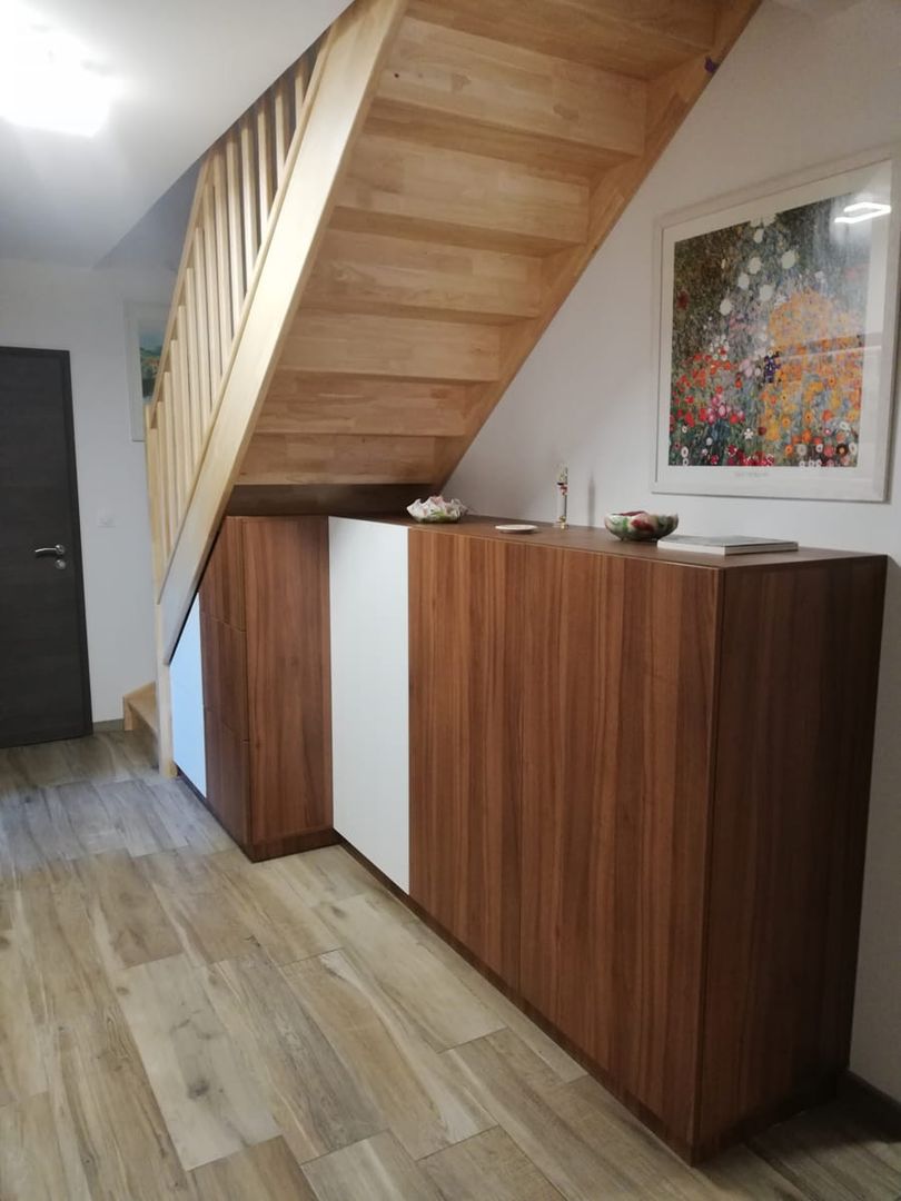 Meuble sous escalier 