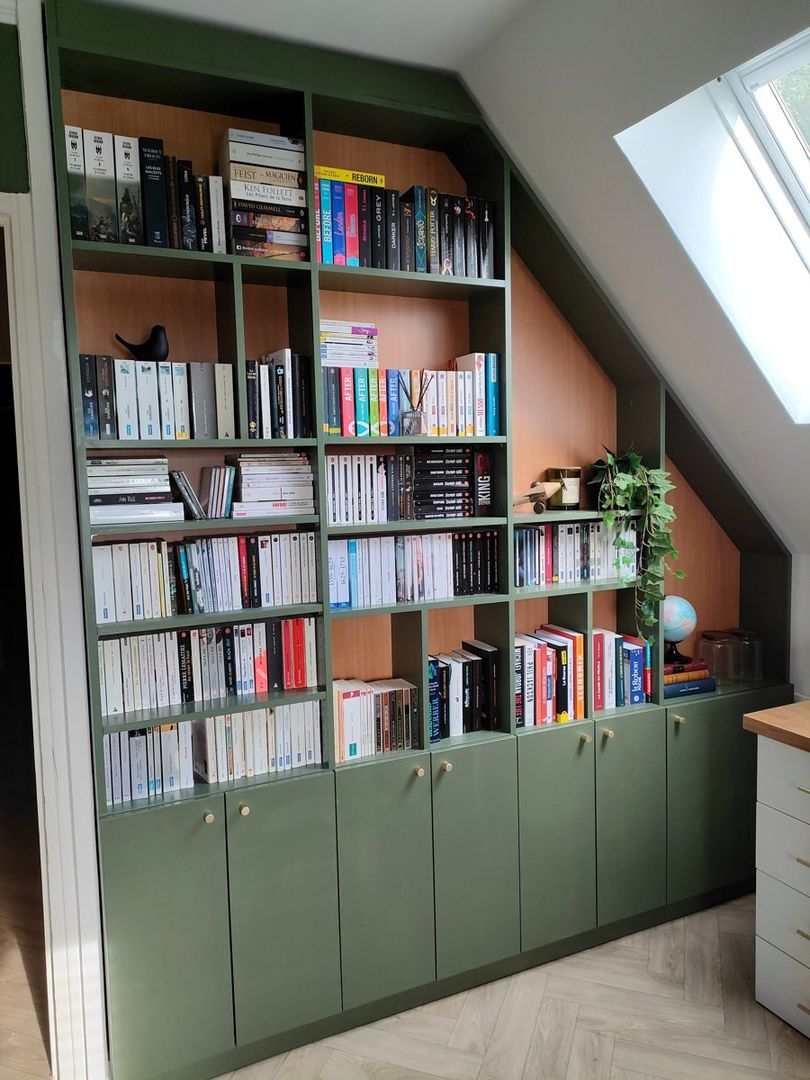 Bibliothèque sous mansarde verte sur mesure