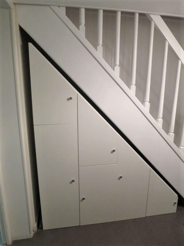 Placard sous escalier sur mesure