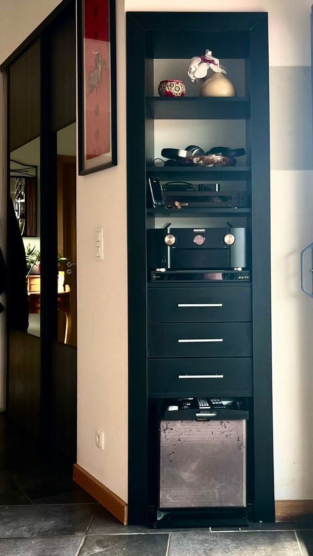 Colonne sur mesure encastrée