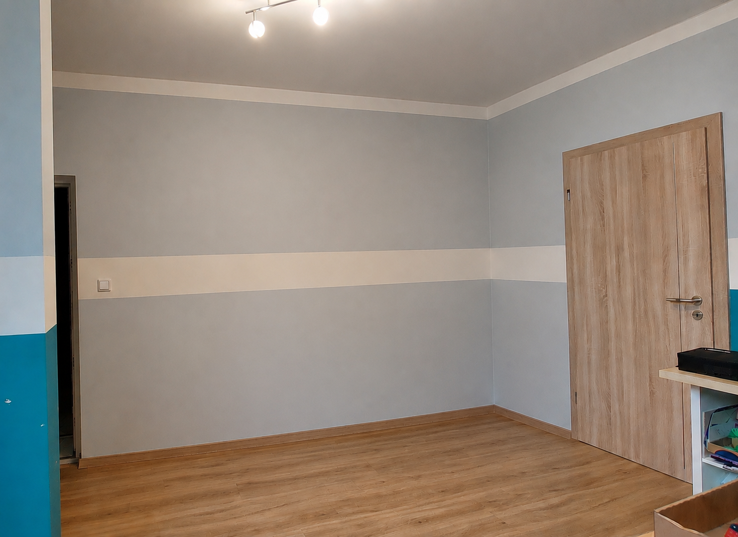 Custom stair storage unit with wardrobe - Vue 1