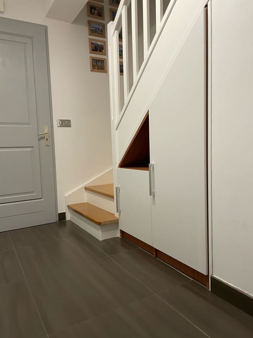 Meuble sous escalier sur mesure