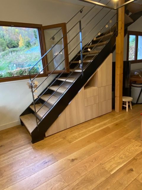Meuble sous escalier sur mesure - Vue 1