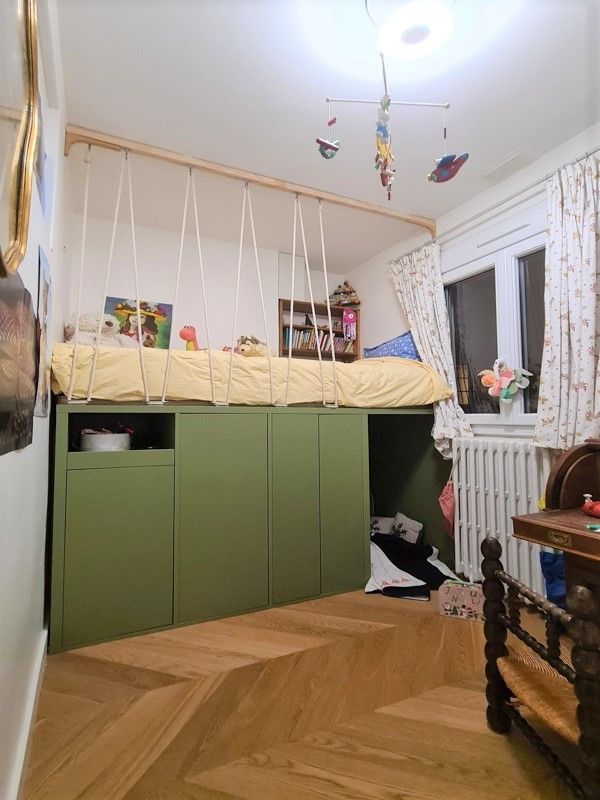 Meuble de rangement pour une chambre