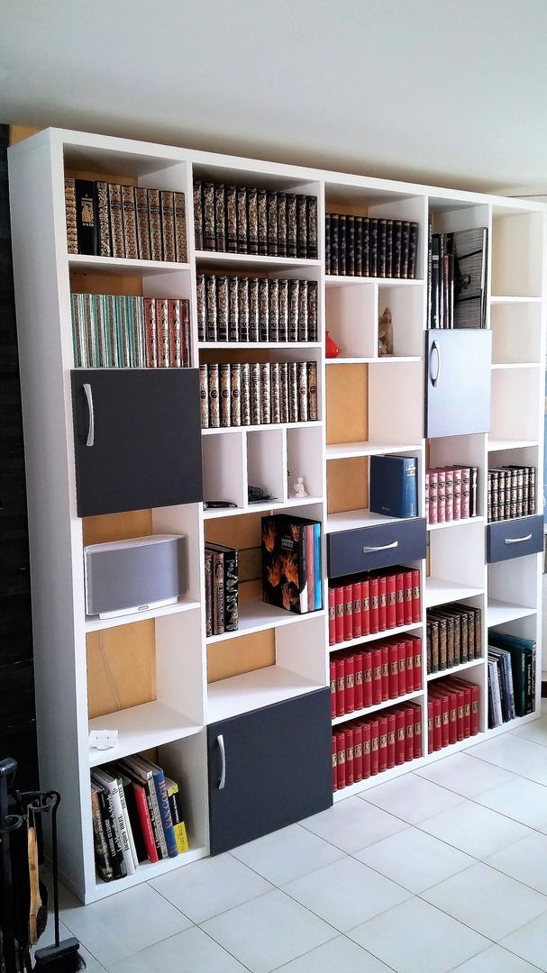 Bibliothèque sur-mesure blanche