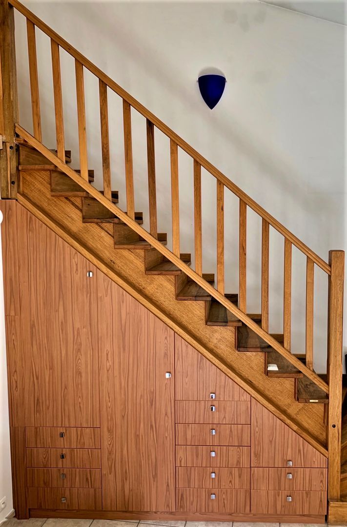 Meuble sous escalier sur mesure