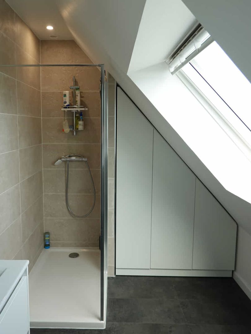 Meuble sous pente pièce humide 