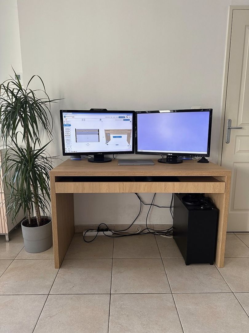 Large bureau d'appoint sur mesure