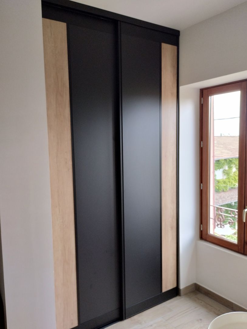 Dressing sur mesure avec portes coulissantes - Vue 4