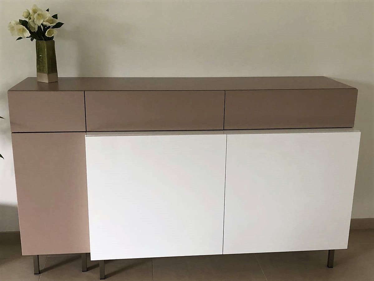 Commode destructurée bicolore