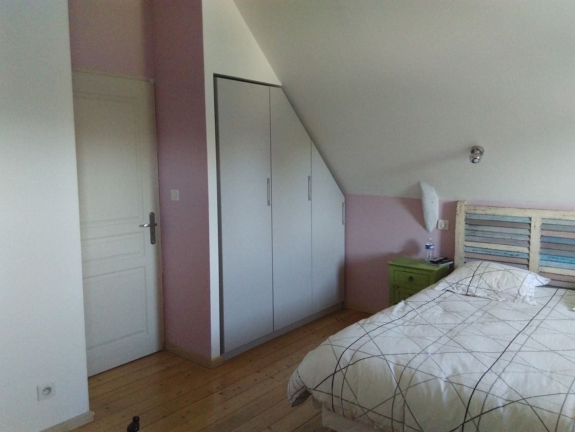 Dressing sous pente encastré