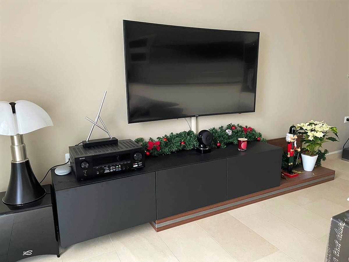 Meuble TV bas noir mat modulable