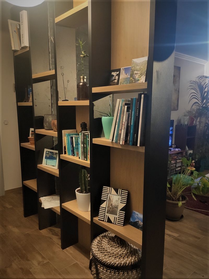 Séparateur de pièces moderne bois et noir - Vue 1