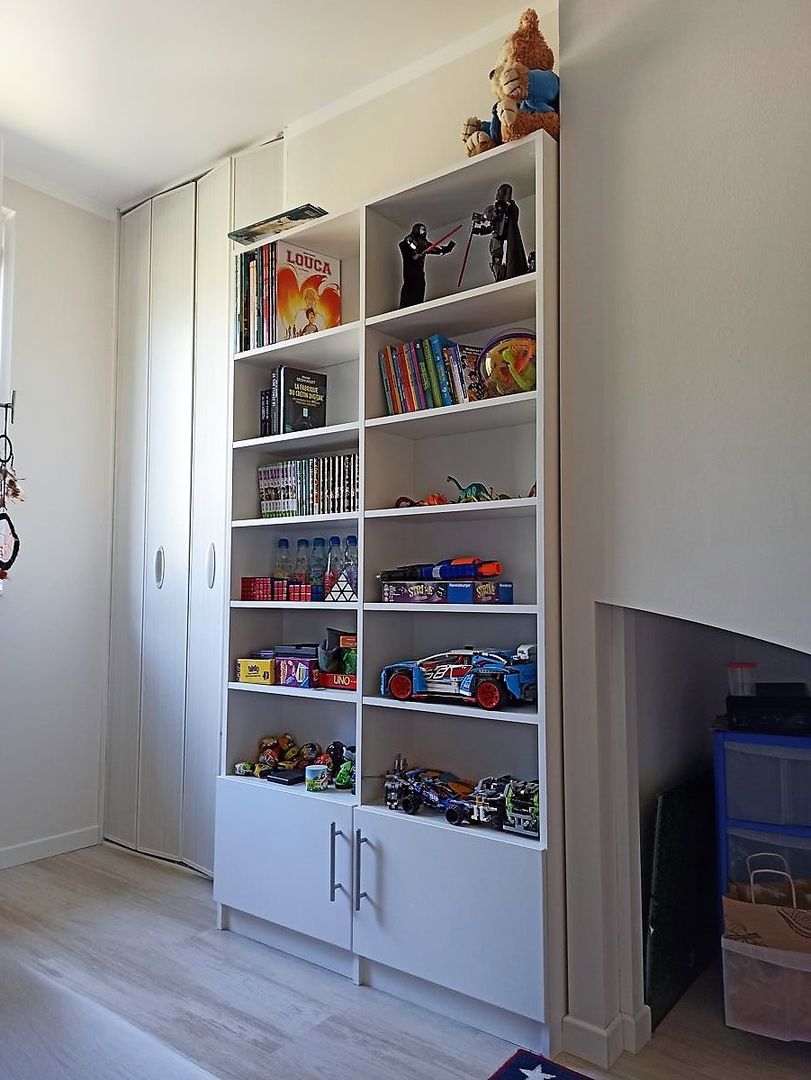 Bibliothèque pour chambre d'enfant sur mesure