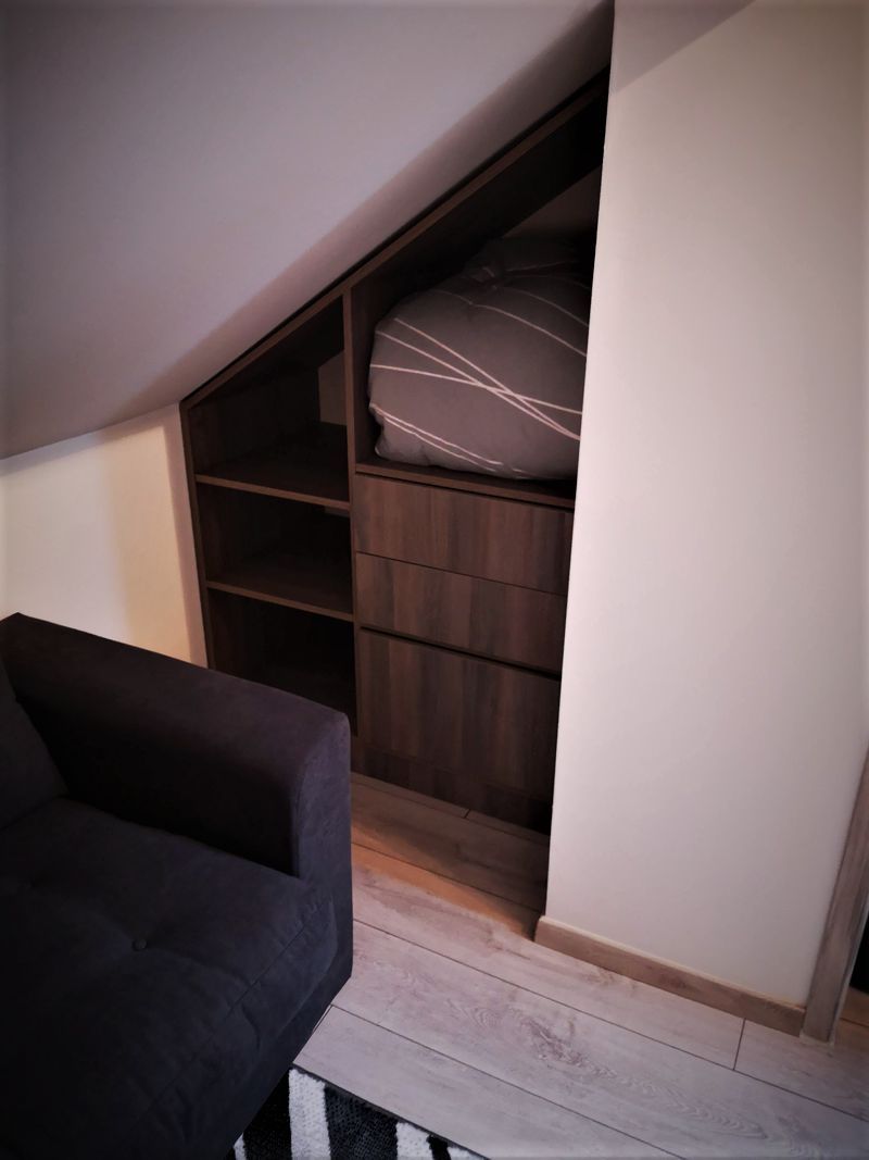 Petite meuble sous pente