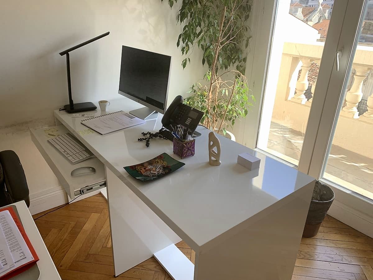 Bureau blanc laqué sur mesure