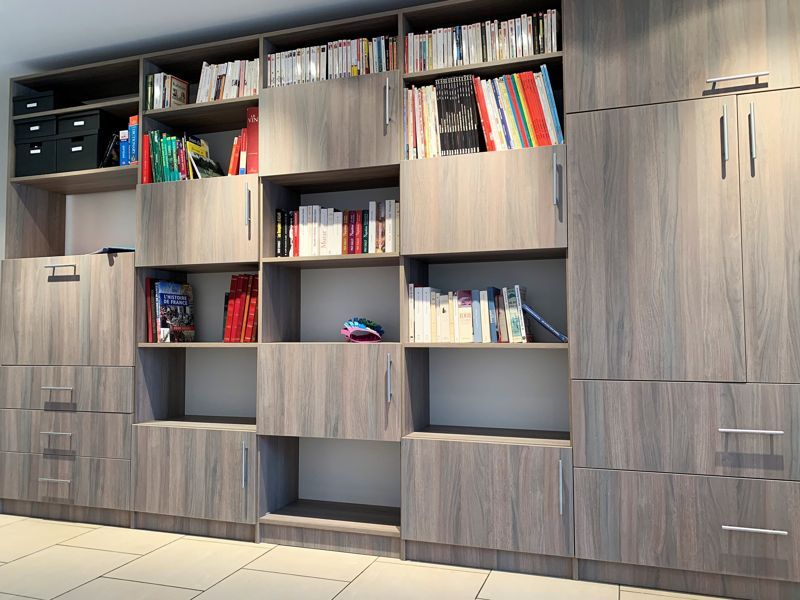 Meuble de rangement bibliothèque sur-mesure