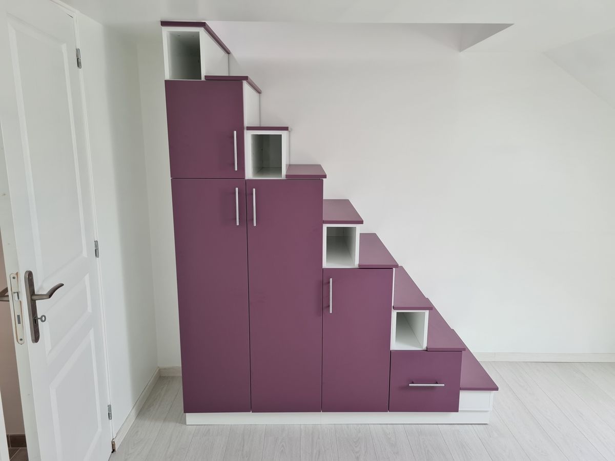 Meuble escalier coloré modulable - Vue 1