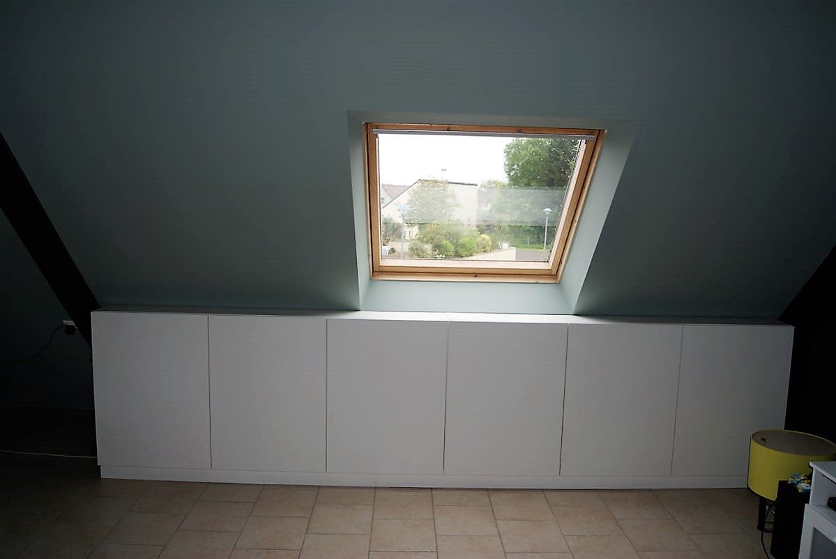 Commode blanche sous pente arrière - Vue 2