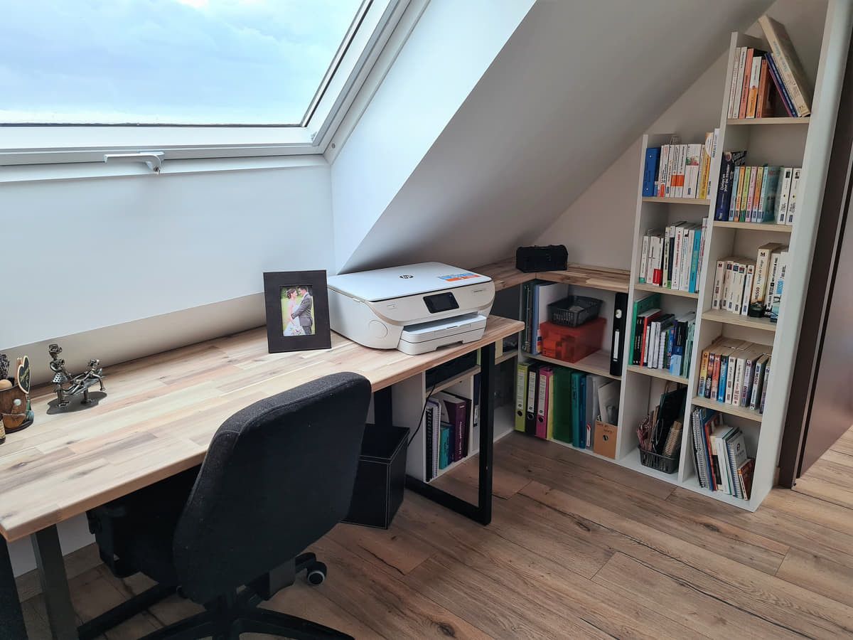 Espace bureau et rangements 