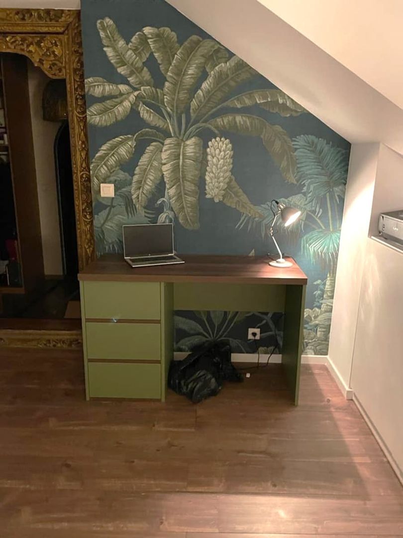 Bureau sur mesure vert et bois
